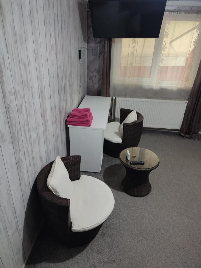 Villa Central H à Iasi Extérieur photo